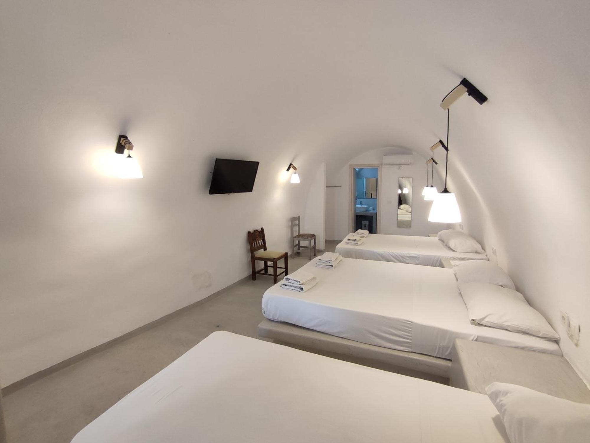 Fira Comfort Rooms Екстер'єр фото