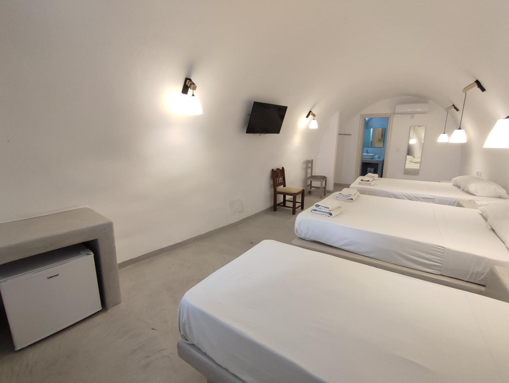 Fira Comfort Rooms Екстер'єр фото