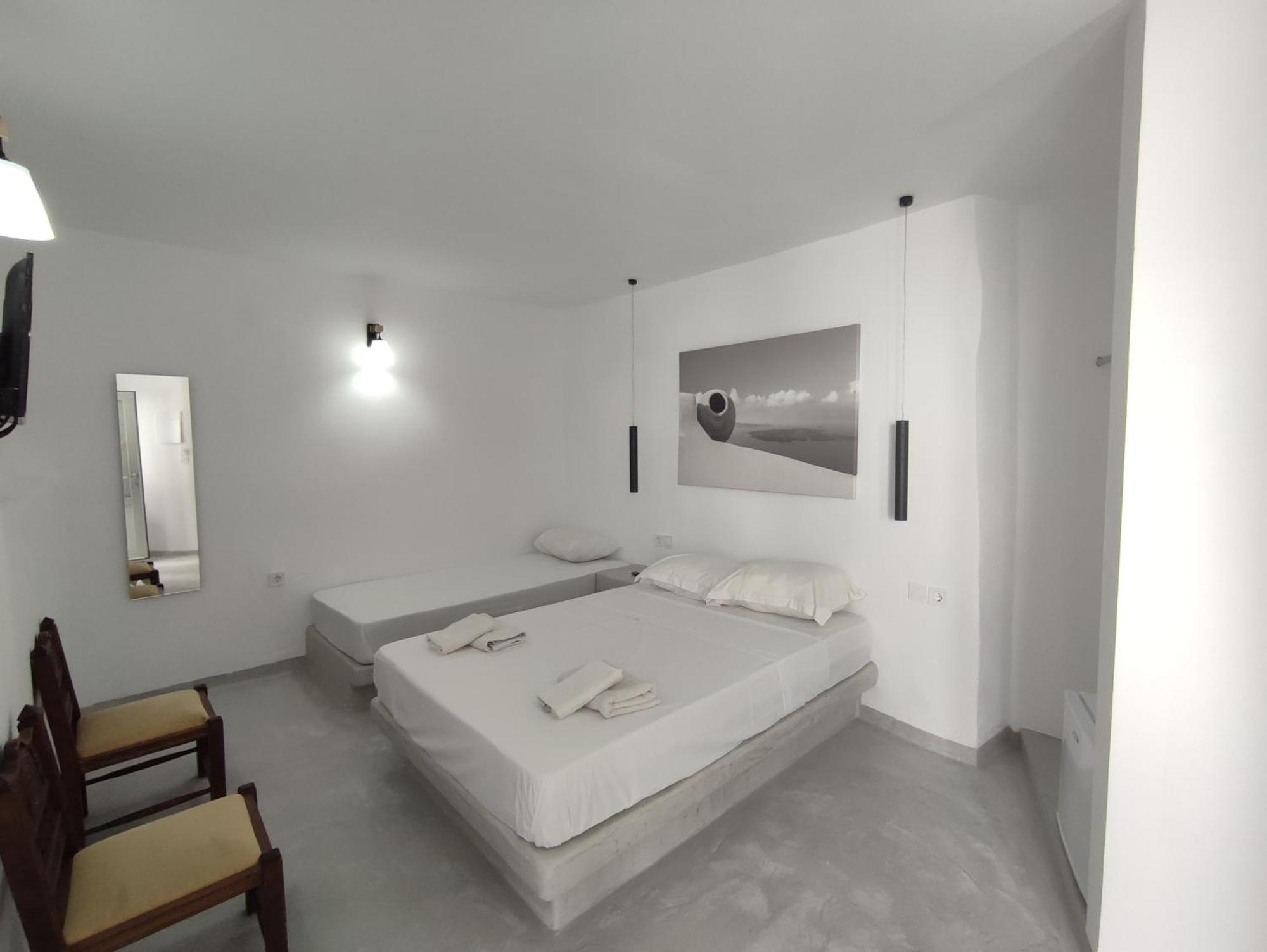 Fira Comfort Rooms Екстер'єр фото