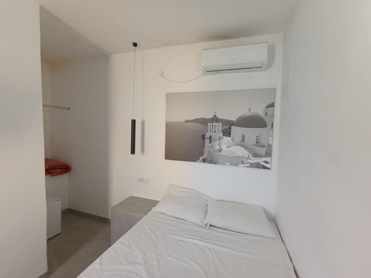 Fira Comfort Rooms Екстер'єр фото