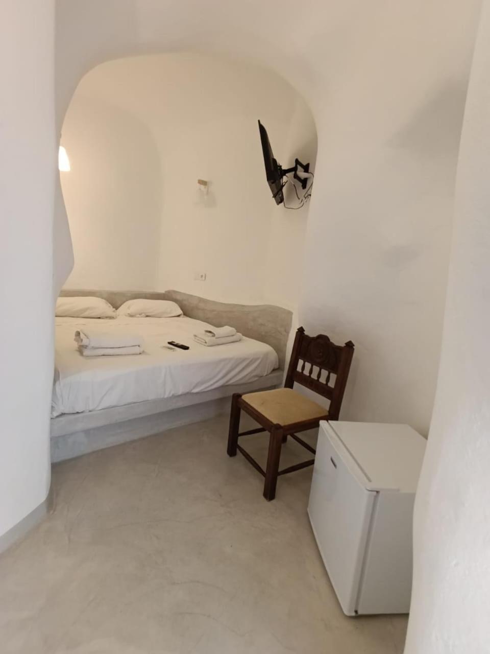 Fira Comfort Rooms Екстер'єр фото