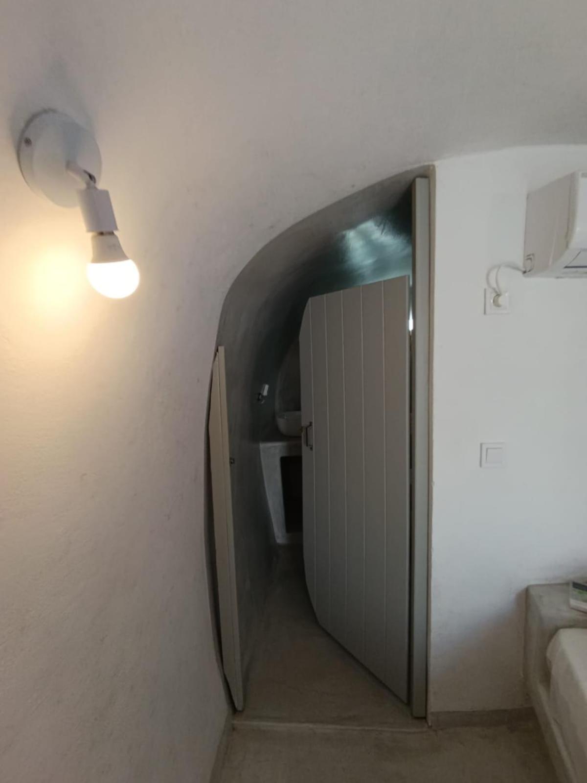 Fira Comfort Rooms Екстер'єр фото