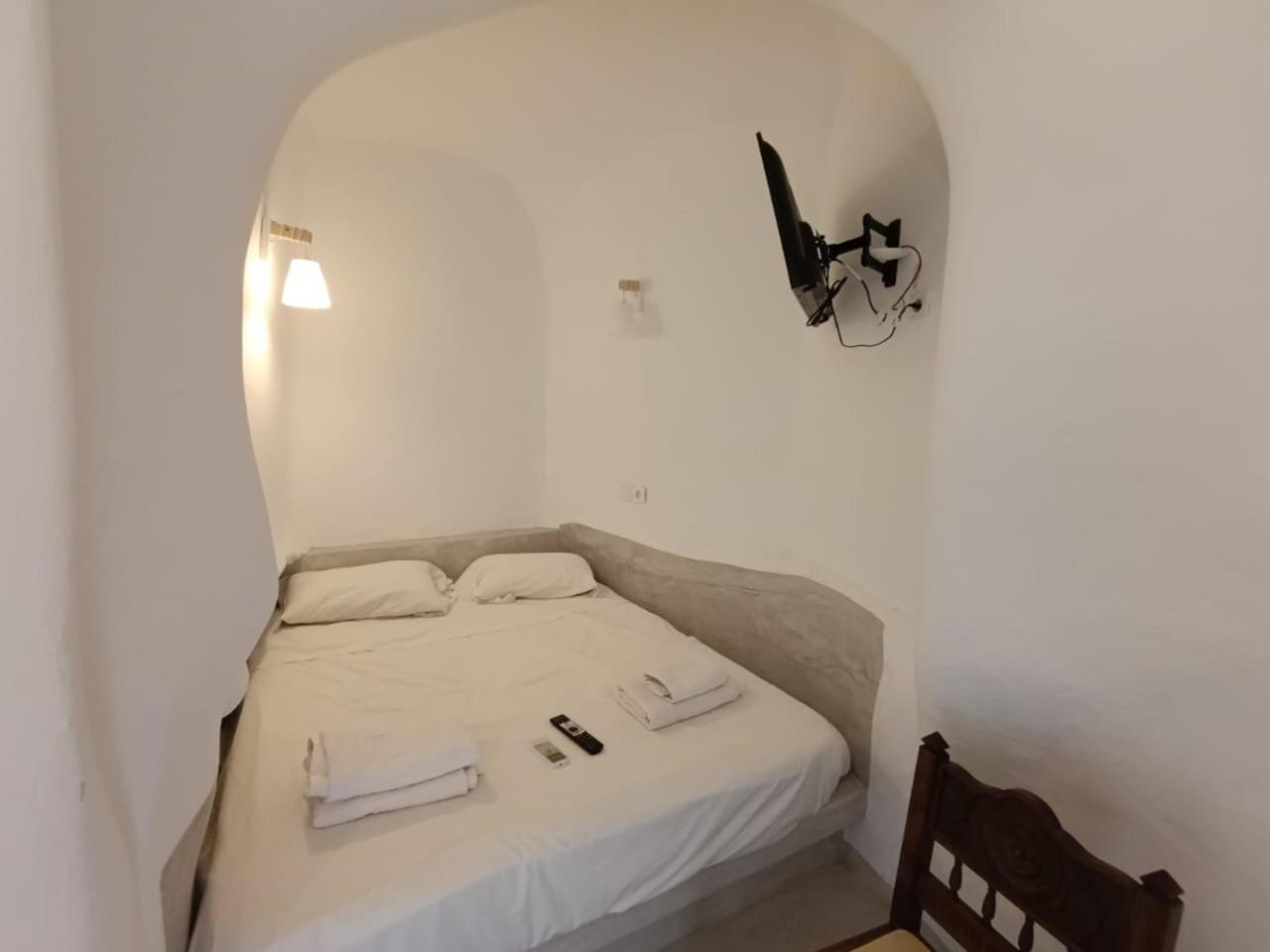 Fira Comfort Rooms Екстер'єр фото